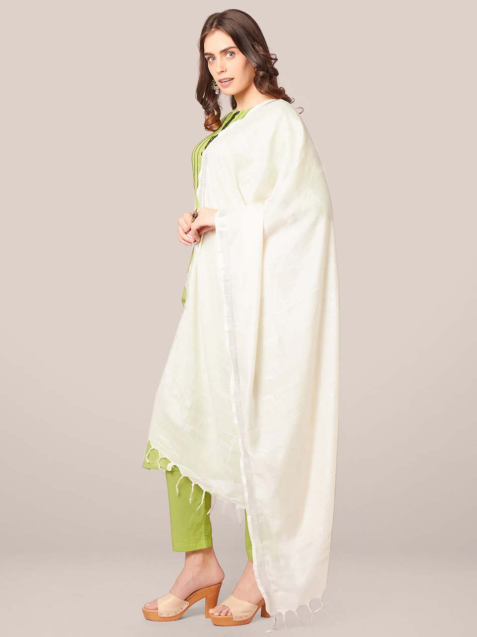 Plain Linen Multipurpose Off White Dupatta