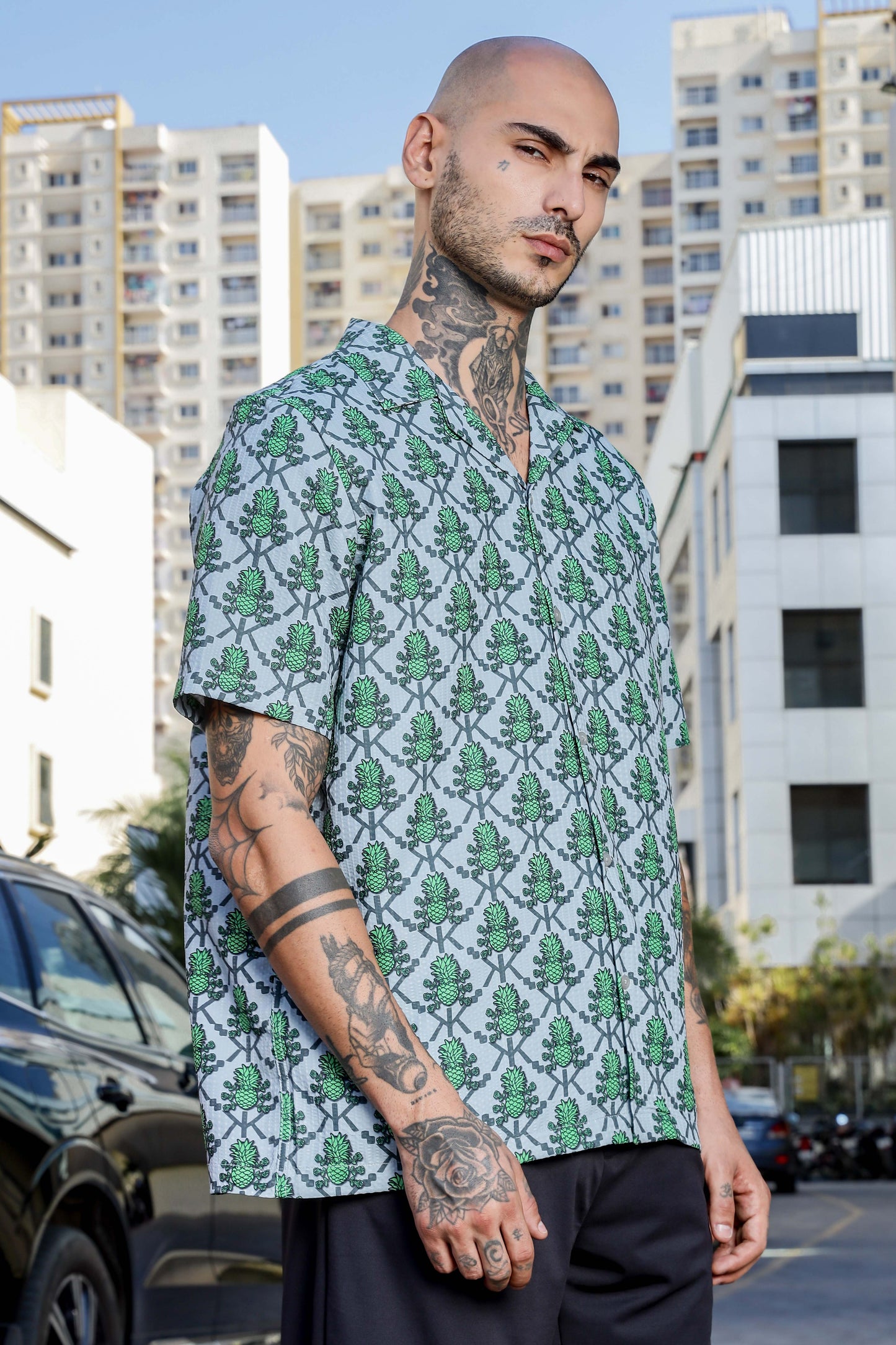 Green Tropical Print Textured Fabric Relaxed Fit Resort Shirt