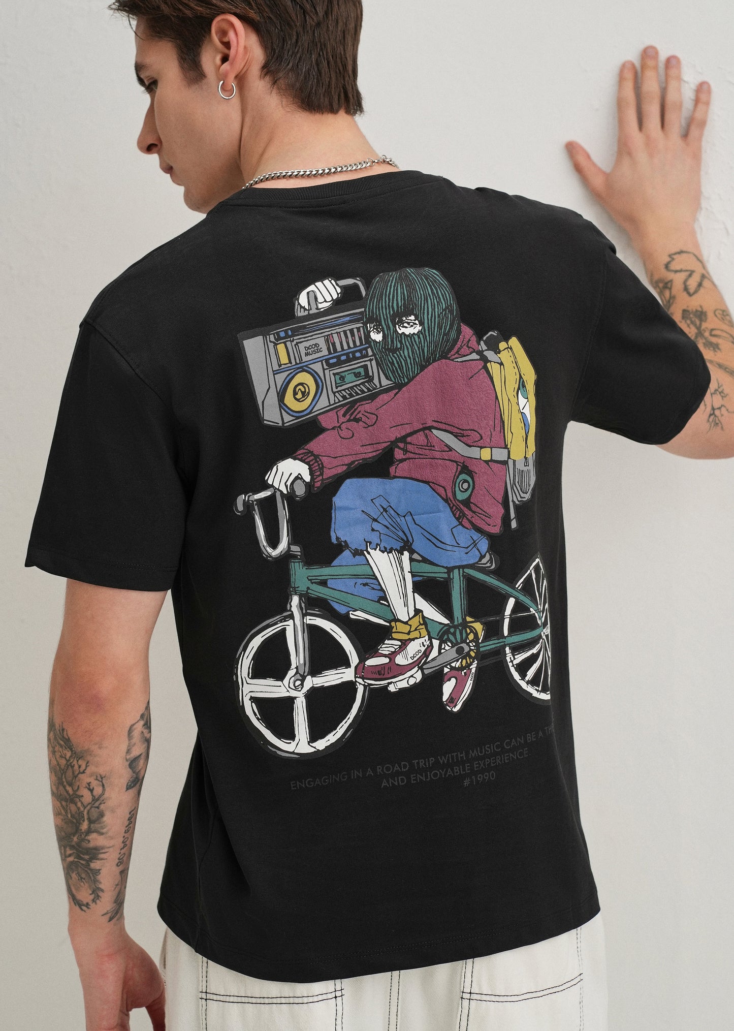 Black Back Graphic Print T-Shirt