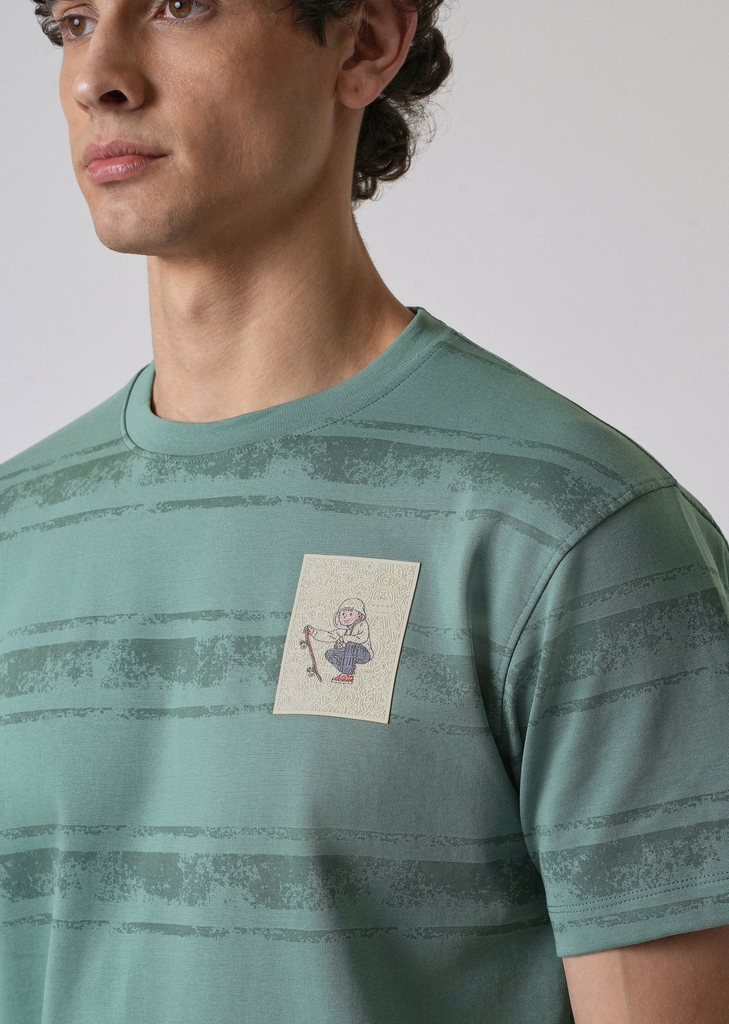 Green Horizontal Strip Printed Slim Fit T-shirt