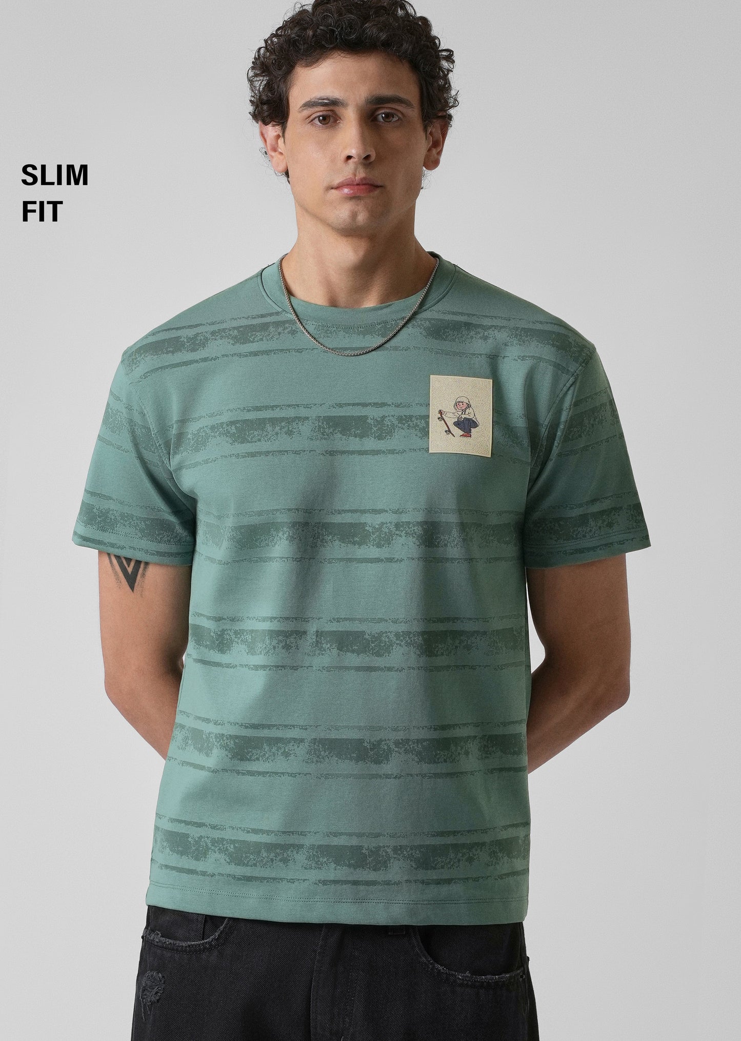 Green Horizontal Strip Printed Slim Fit T-shirt