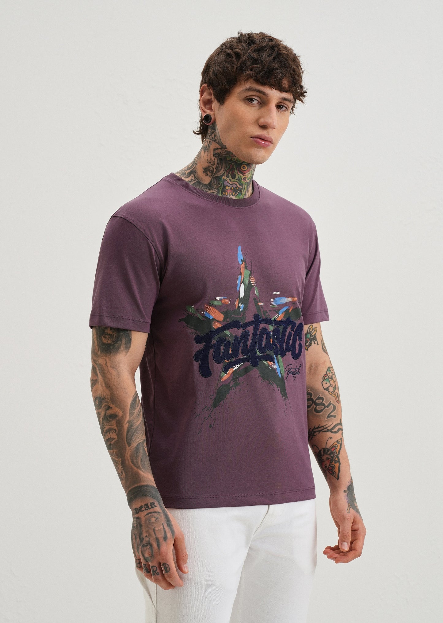 Violet Graphic Print Applique T-shirt