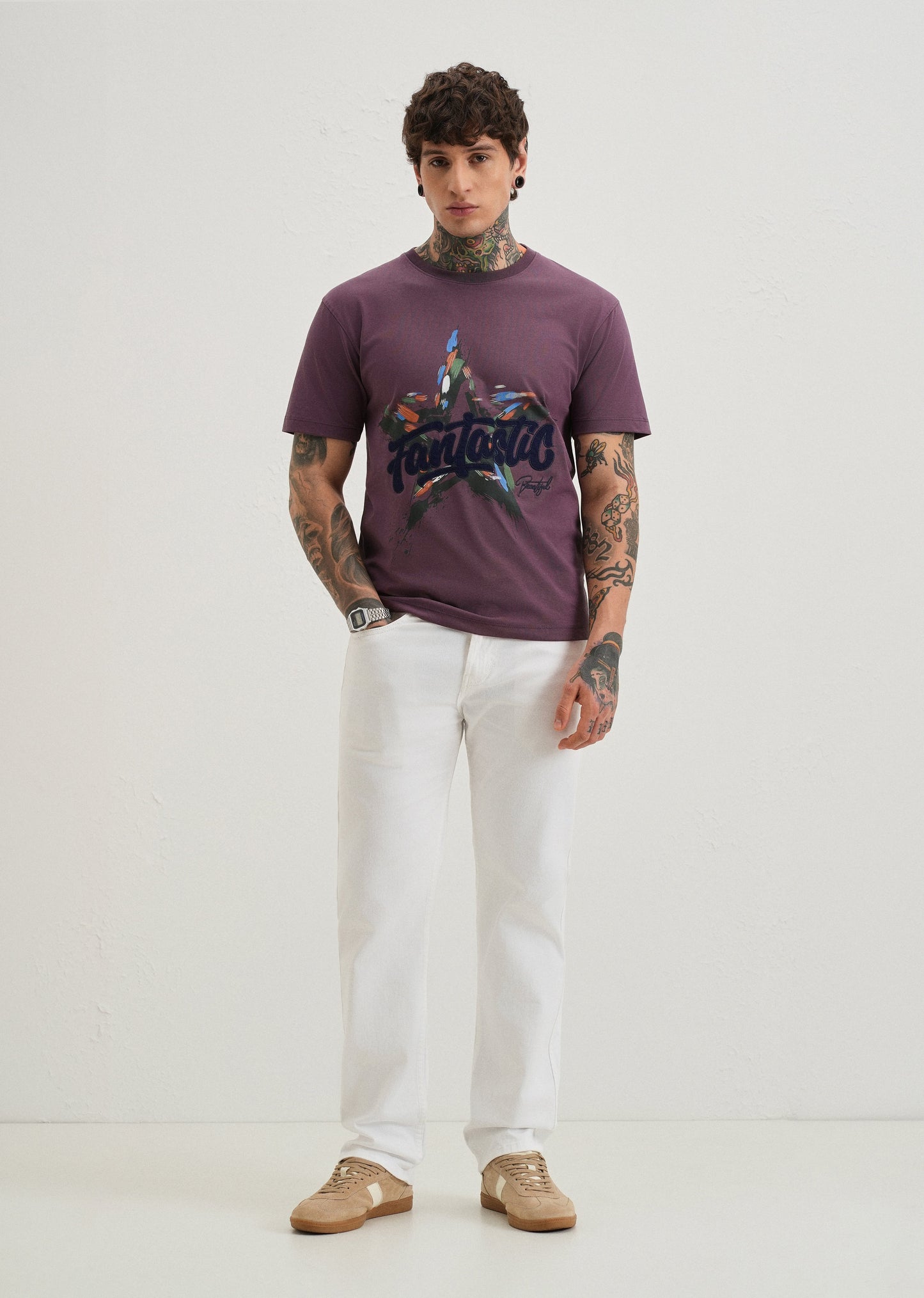 Violet Graphic Print Applique T-shirt