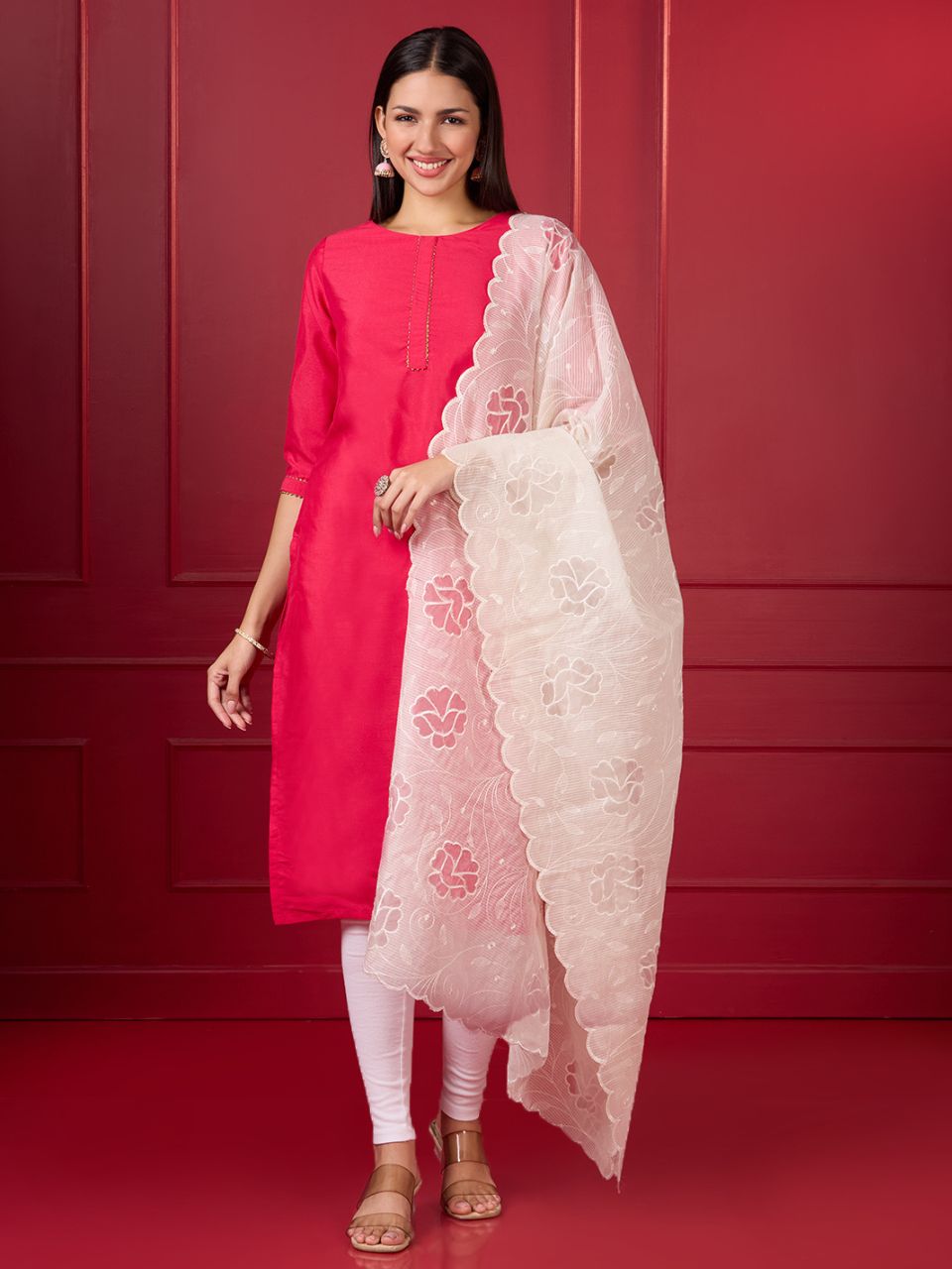 Off White Embroidered Chandei Dupatta with Floral Embroidery