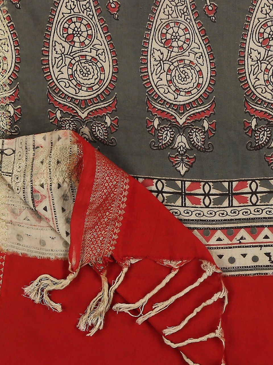 Kalamkari Mangalgiri Black & Coral Cotton Dupatta