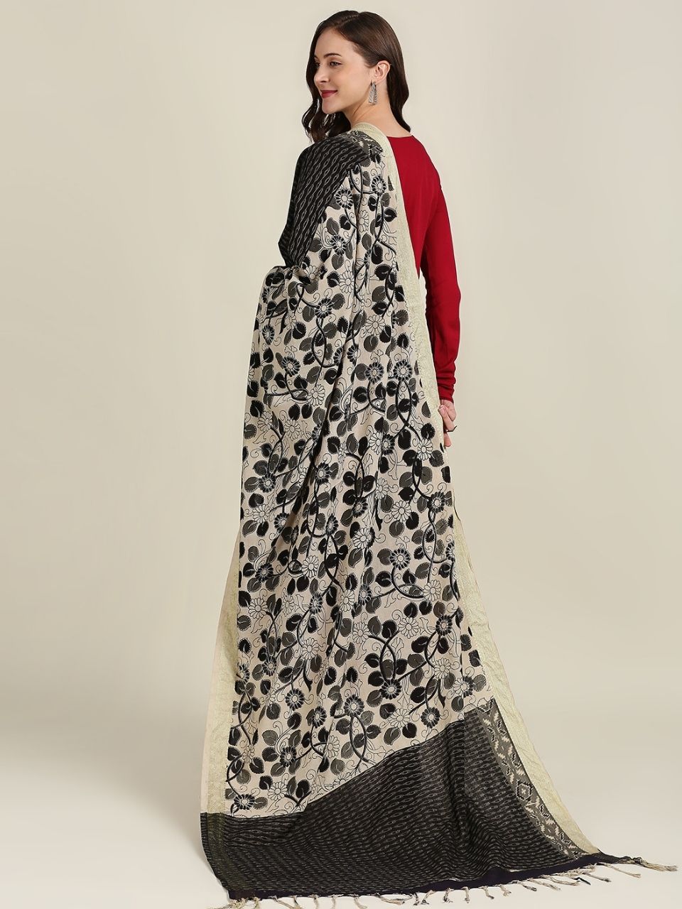 Kalamkari Mangalgiri Black & Beige Cotton Dupatta
