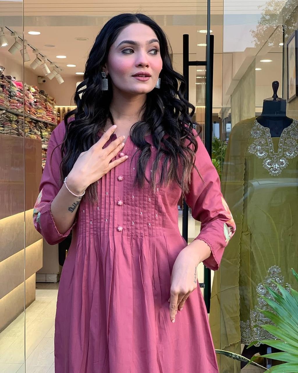 Elegant Rosewood Pleated Kurti